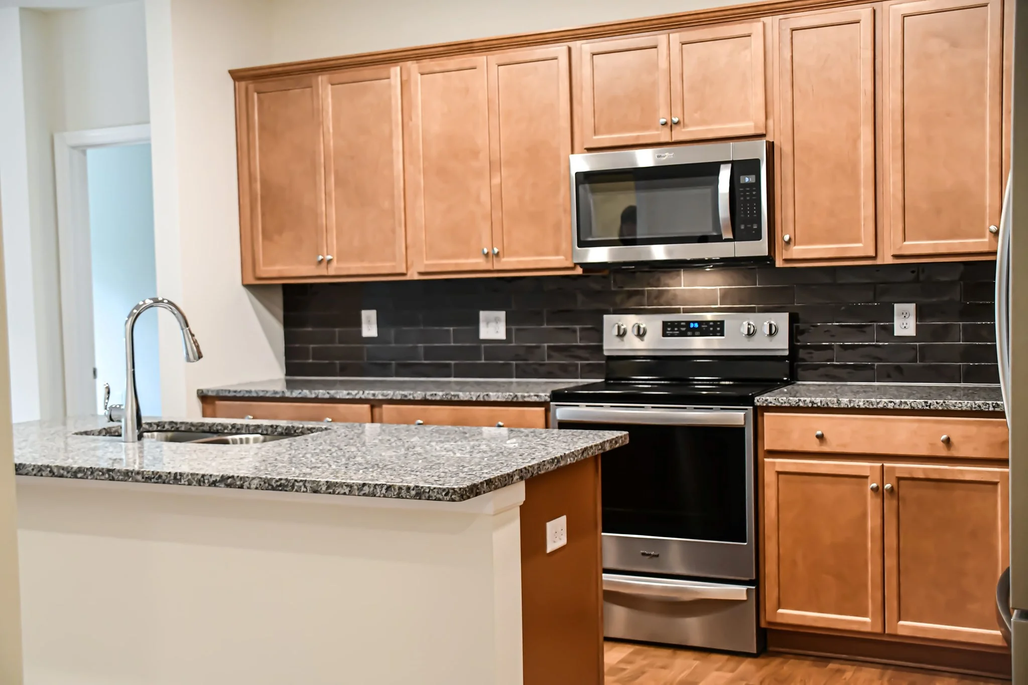 2 bed, 2 bath apartment for rent at 2 Winslow Ln Unit 310, Grafton — photo 5 of 18