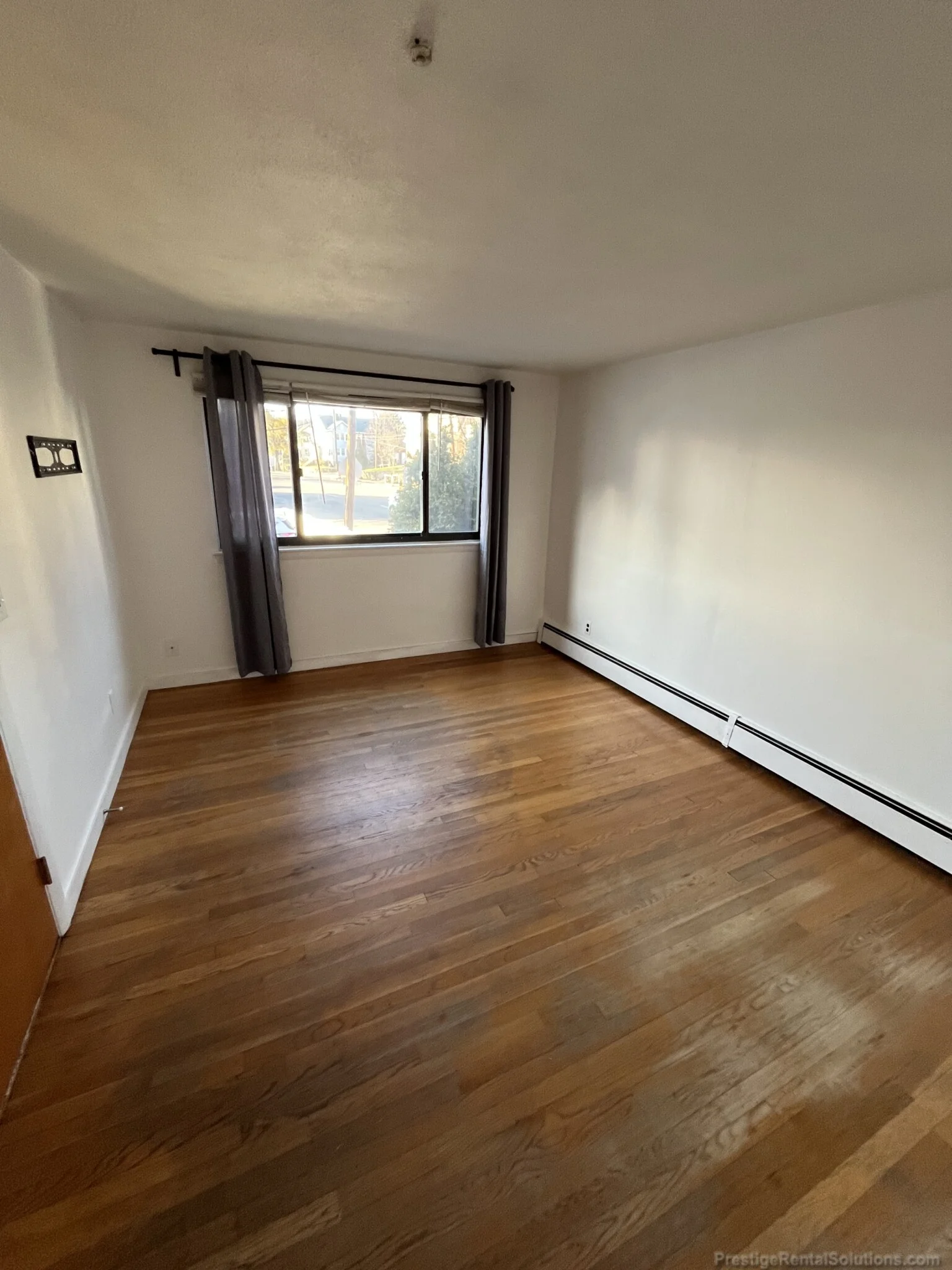 2 bed, 1 bath apartment for rent at 2 Winthrop St Unit 3, Watertown — photo 2 of 17