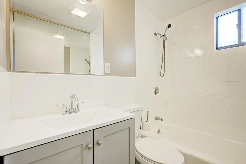 2 bed, 1 bath apartment for rent at 2 Winthrop St Unit 5, Watertown — photo 5 of 13