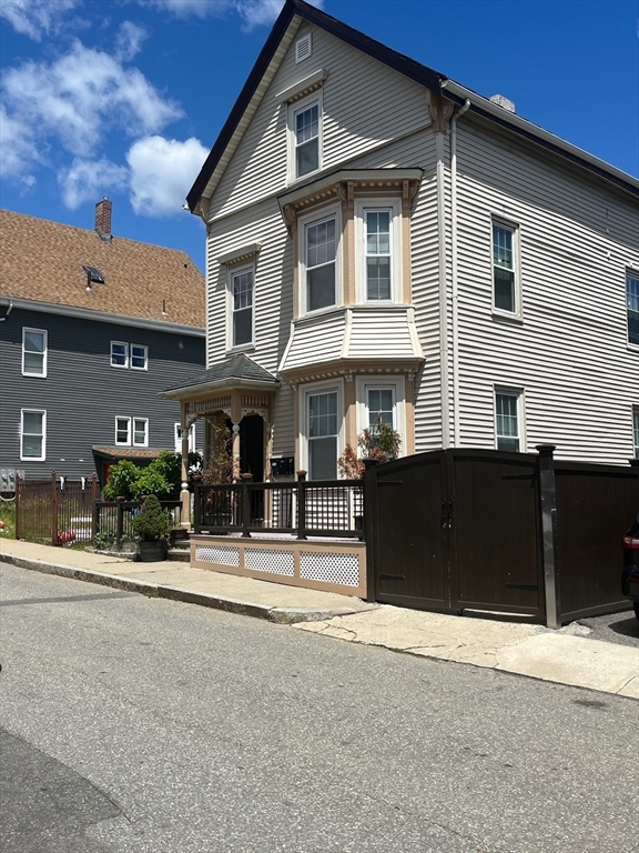 1 bed, 1 bath apartment for rent at 2 Woodville Park Unit 2, Roxbury — photo 17 of 23