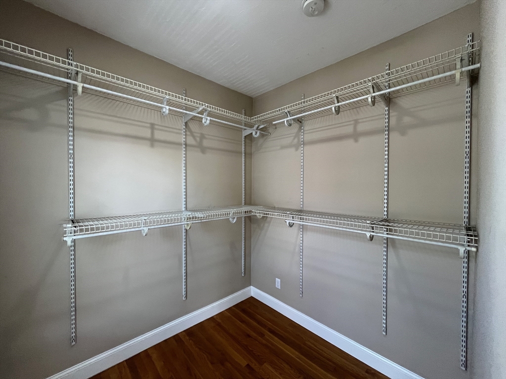1 bed, 1 bath apartment for rent at 2 Woodville Park Unit 2, Roxbury — photo 7 of 23