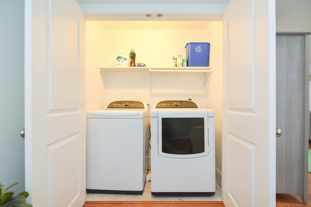 2 bed, 2 bath apartment for rent at 2 Woodworth St Unit 1, Dorchester — photo 20 of 24