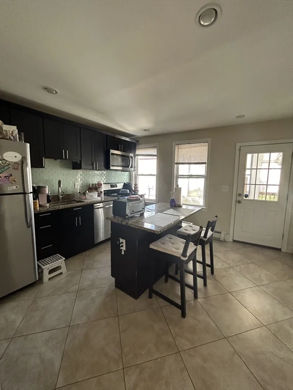 3 bed, 1 bath apartment for rent at 2 Wyman Pl Unit 3, Boston — photo 3 of 7