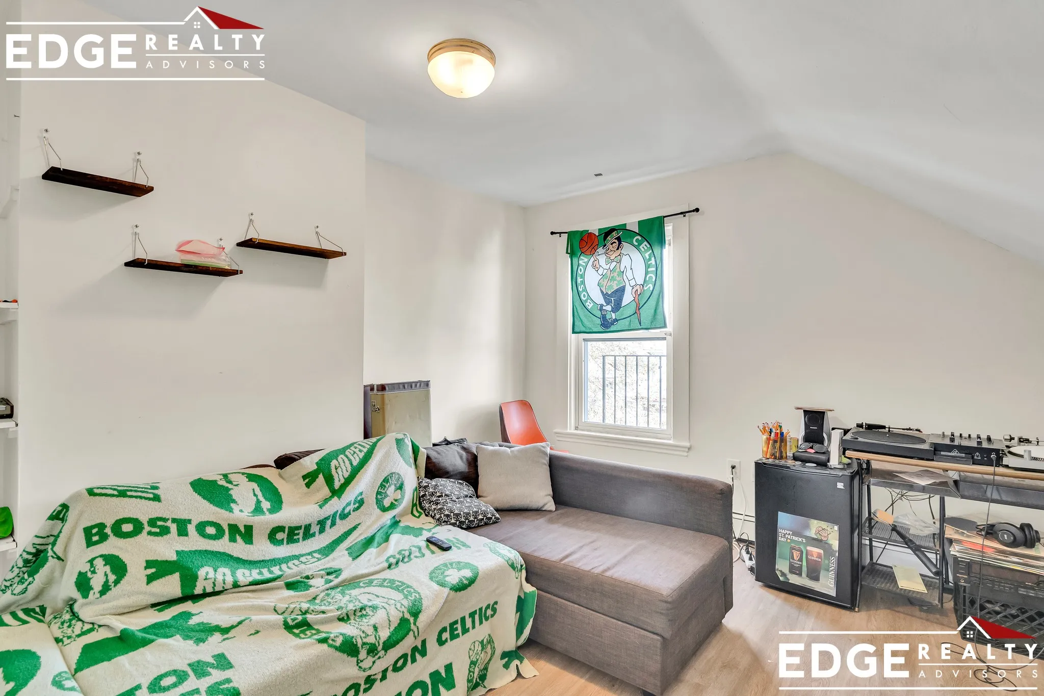 7 bed, 3 bath apartment for rent at 20-22 Ashford St Unit 20, Allston — photo 12 of 33