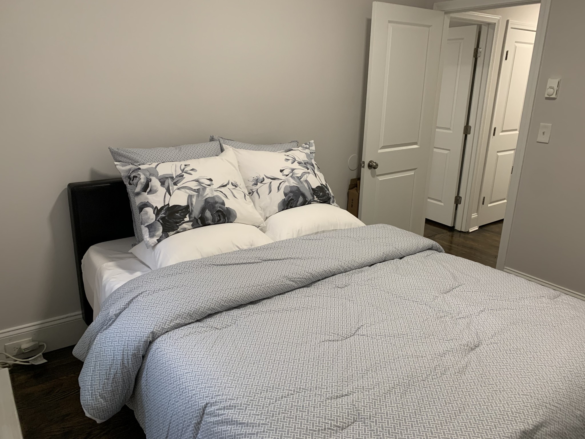 3 bed, 1 bath apartment for rent at 20 Clearway St Unit 4, Back Bay — photo 7 of 9
