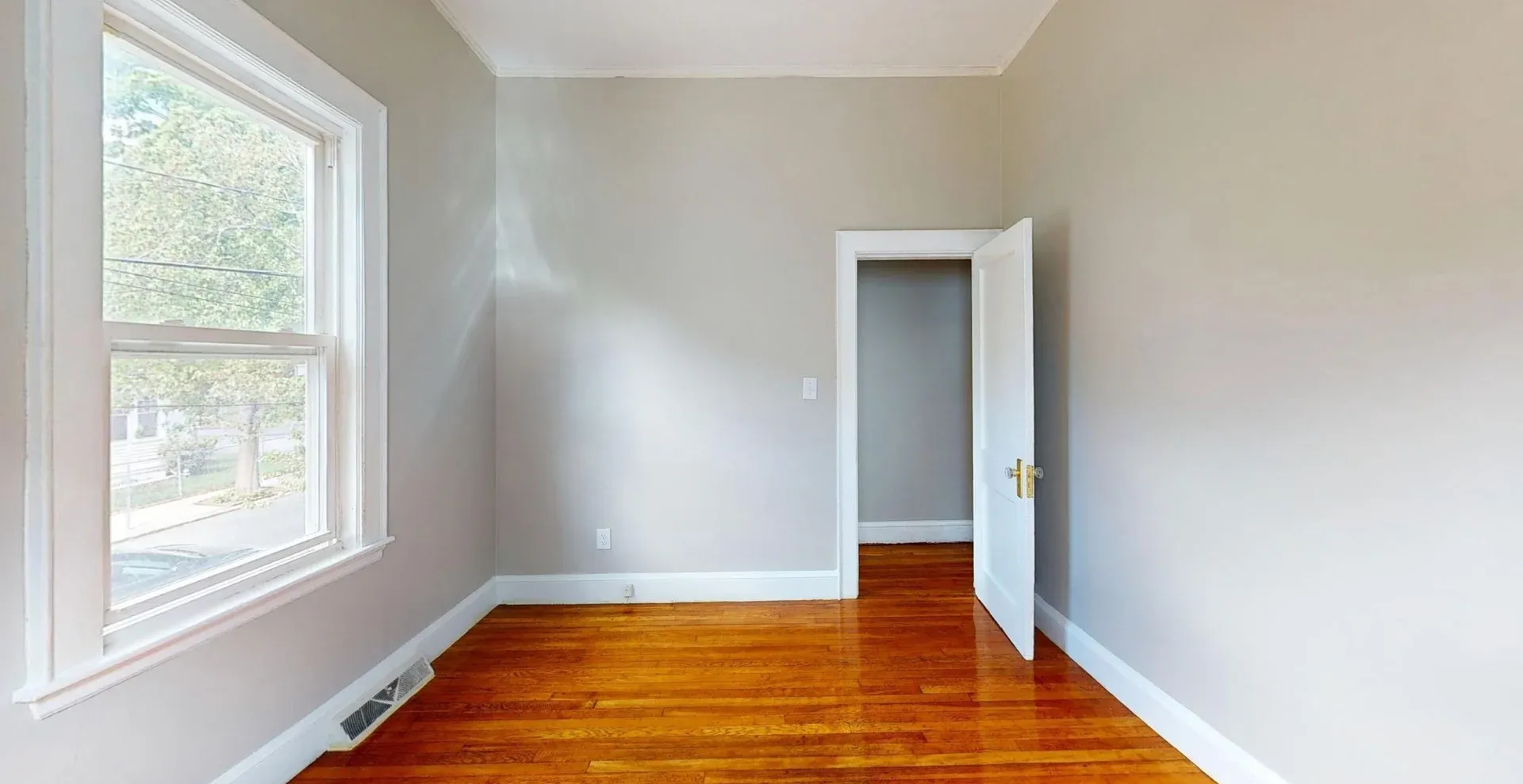 4 bed, 1 bath apartment for rent at 20-22 Holmes St Unit 20, Malden — photo 6 of 11
