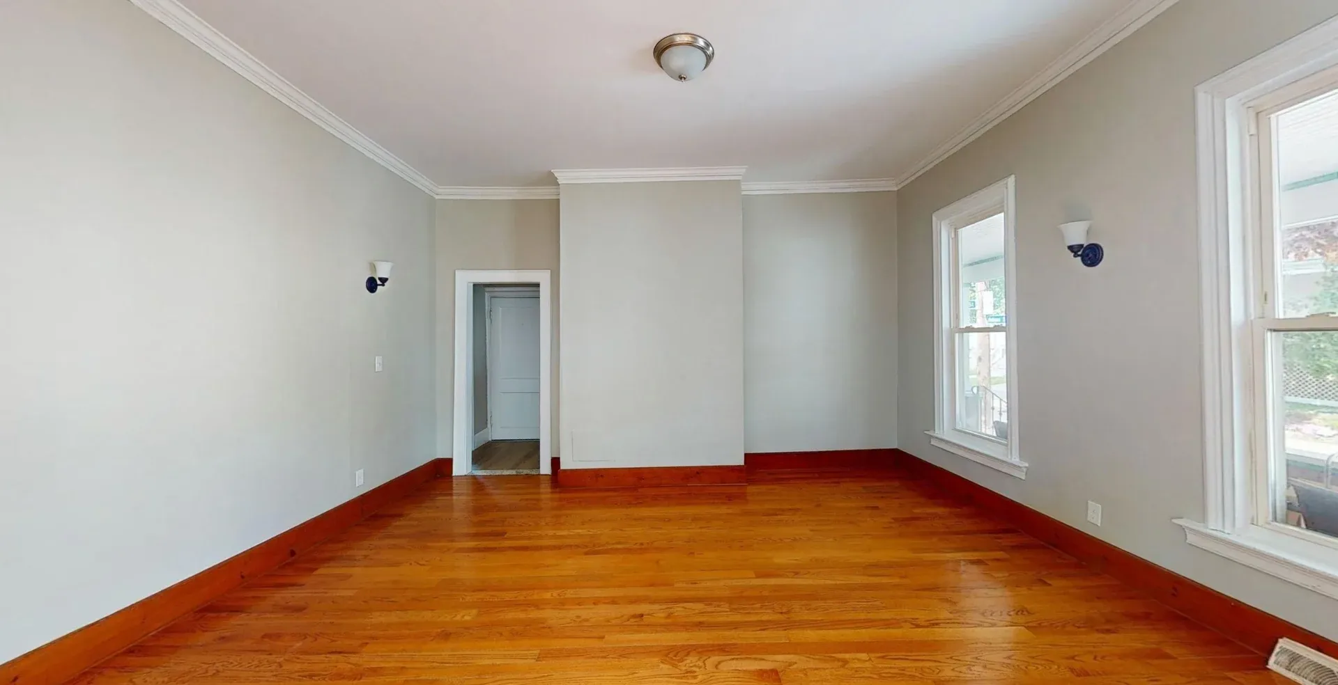 4 bed, 1 bath apartment for rent at 20-22 Holmes St Unit 20, Malden — photo 2 of 11