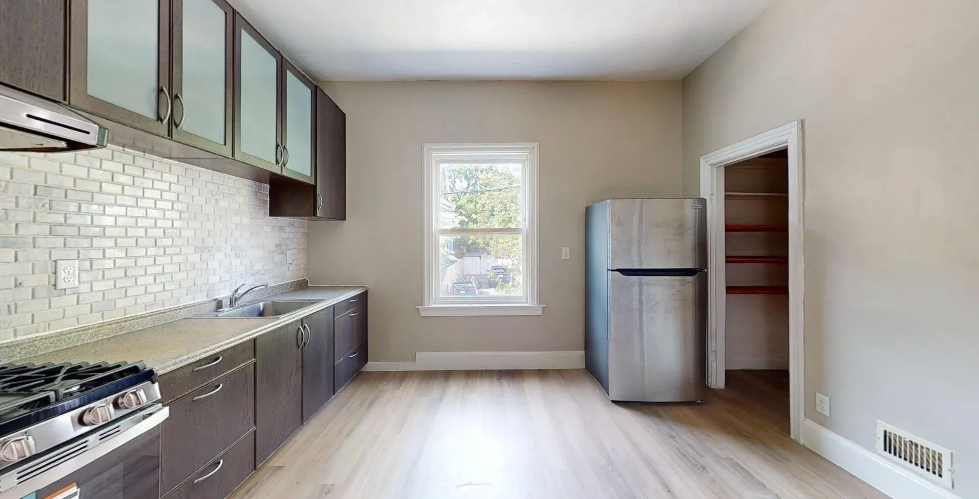 4 bed, 1 bath apartment for rent at 20-22 Holmes St Unit 20, Malden — photo 4 of 11