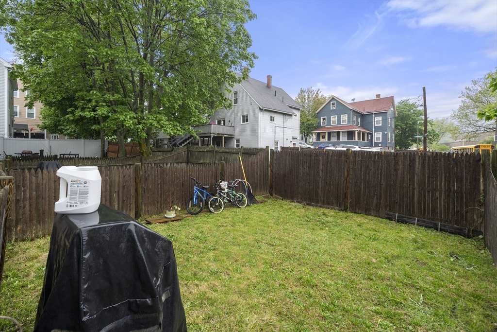 3 bed, 2 bath apartment for rent at 20-22 Popes Hill St Unit 20, Dorchester — photo 20 of 21