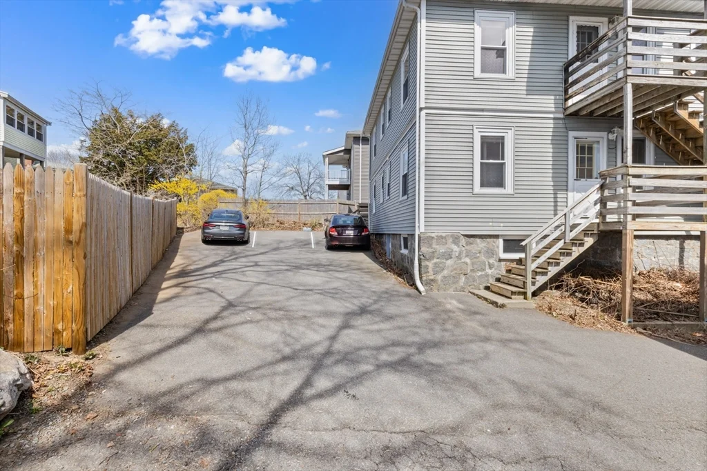 1 bed, 1 bath apartment for rent at 20-22 Sumner St Unit 20-2, Quincy — photo 3 of 15