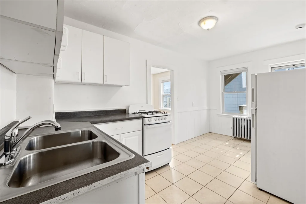 1 bed, 1 bath apartment for rent at 20-22 Sumner Unit 20-1, Quincy — photo 8 of 19