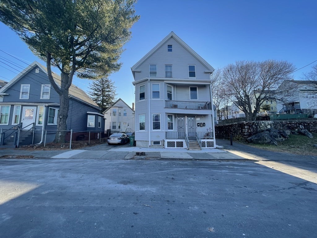 3 bed, 1 bath apartment for rent at 20-22 Wilson St Unit 2, Lynn — photo 10 of 11