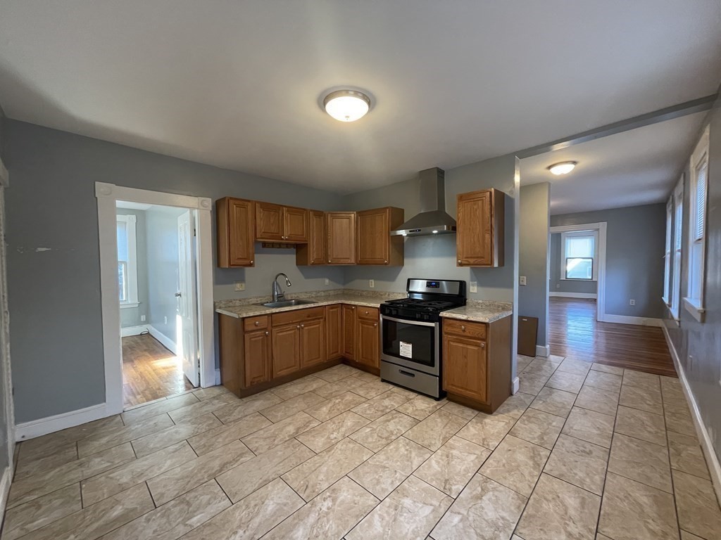 3 bed, 1 bath apartment for rent at 20-22 Wilson St Unit 2, Lynn — photo 1 of 11