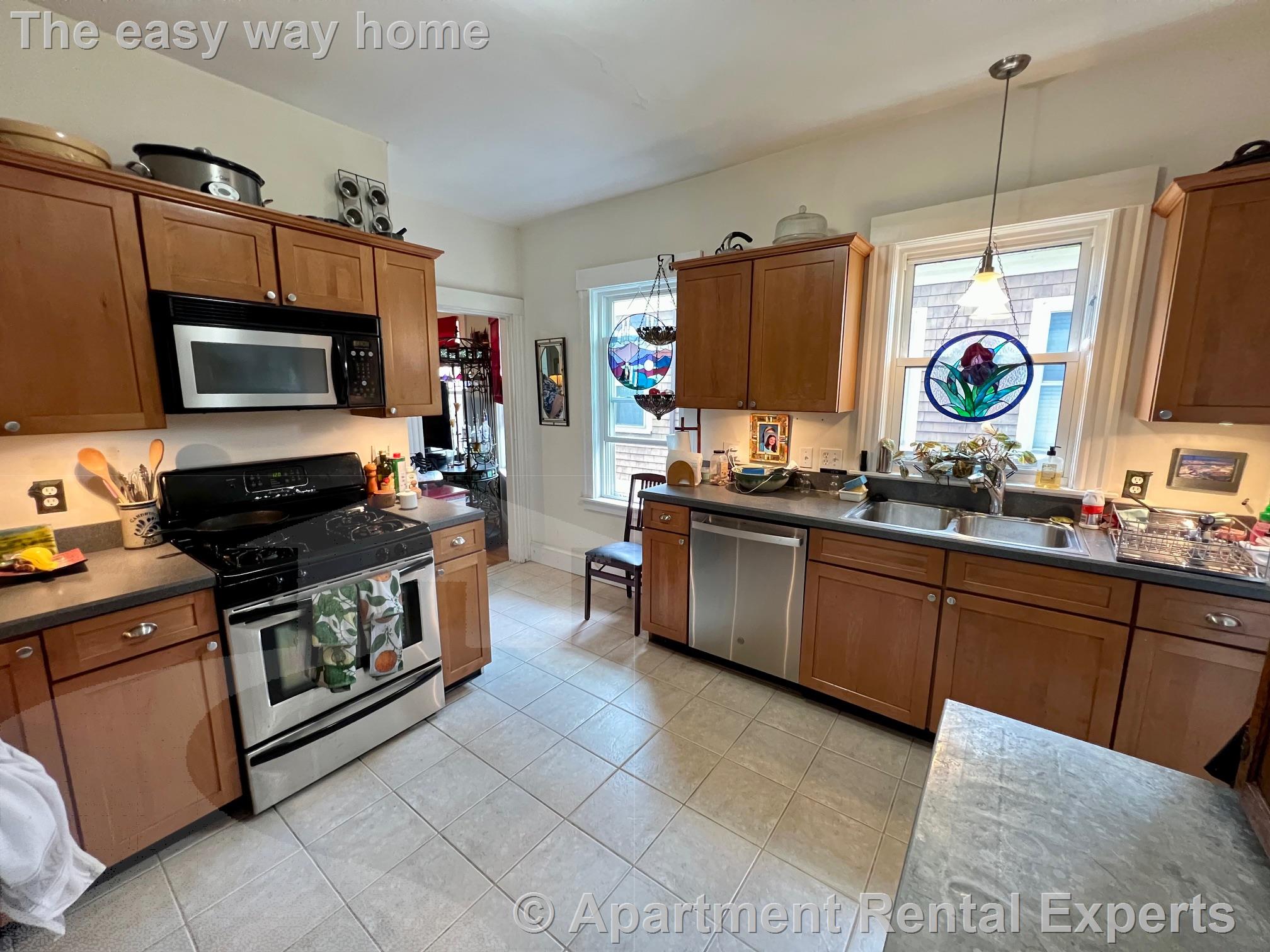 2 bed, 1 bath apartment for rent at 20 Aberdeen Rd Unit 2, Porter Square — photo 1 of 17