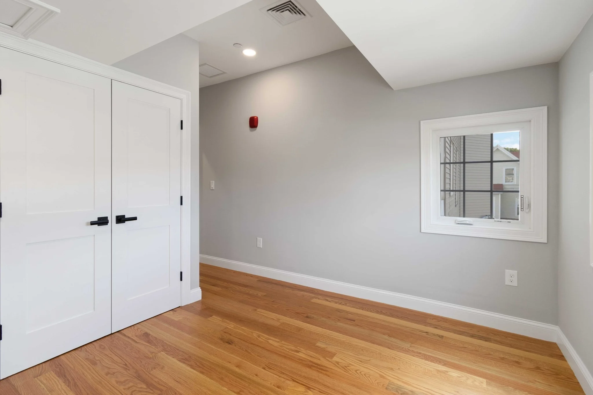 4 bed, 2 bath apartment for rent at 20 Alston St Unit 20, East Somerville — photo 33 of 36