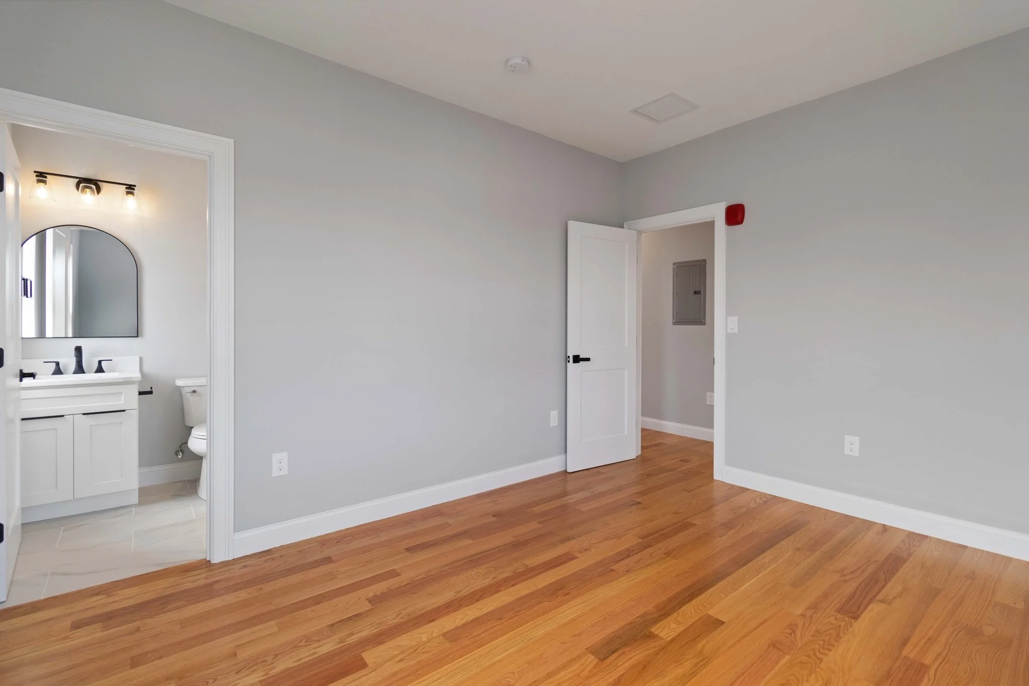 4 bed, 2 bath apartment for rent at 20 Alston St Unit 20, East Somerville — photo 28 of 36