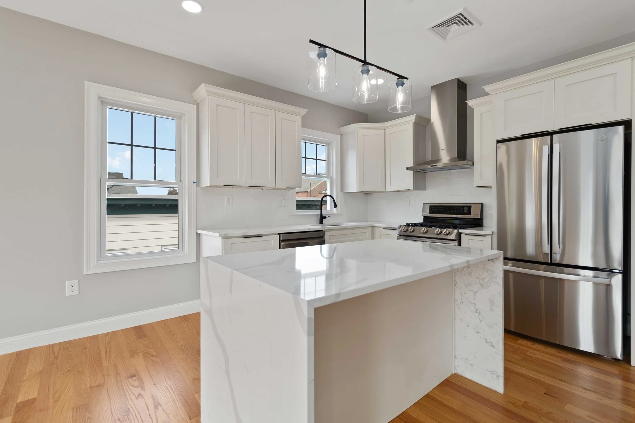 4 bed, 2 bath apartment for rent at 20 Alston St Unit 20, East Somerville — photo 20 of 36