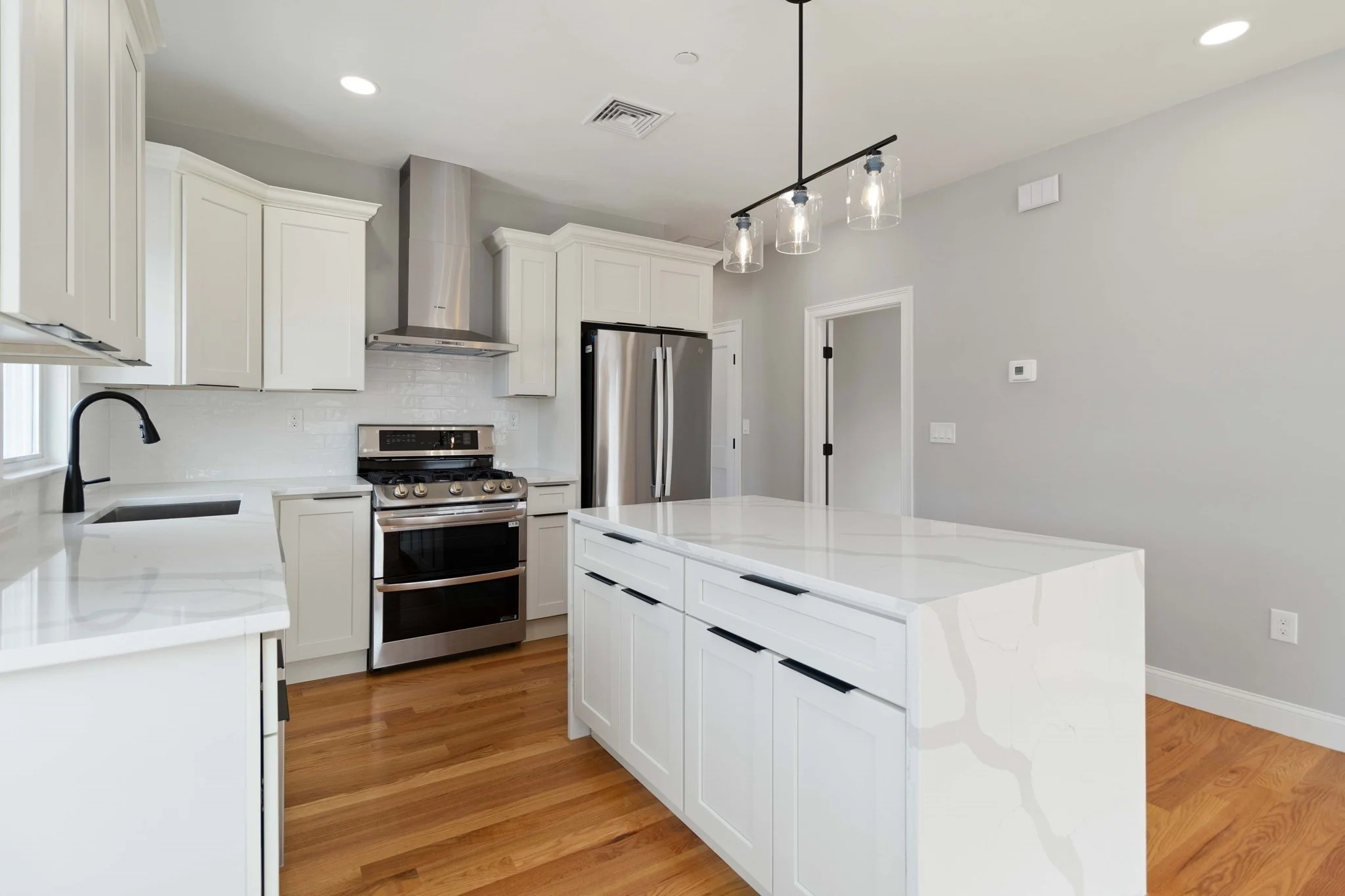 4 bed, 2 bath apartment for rent at 20 Alston St Unit 20, East Somerville — photo 9 of 36