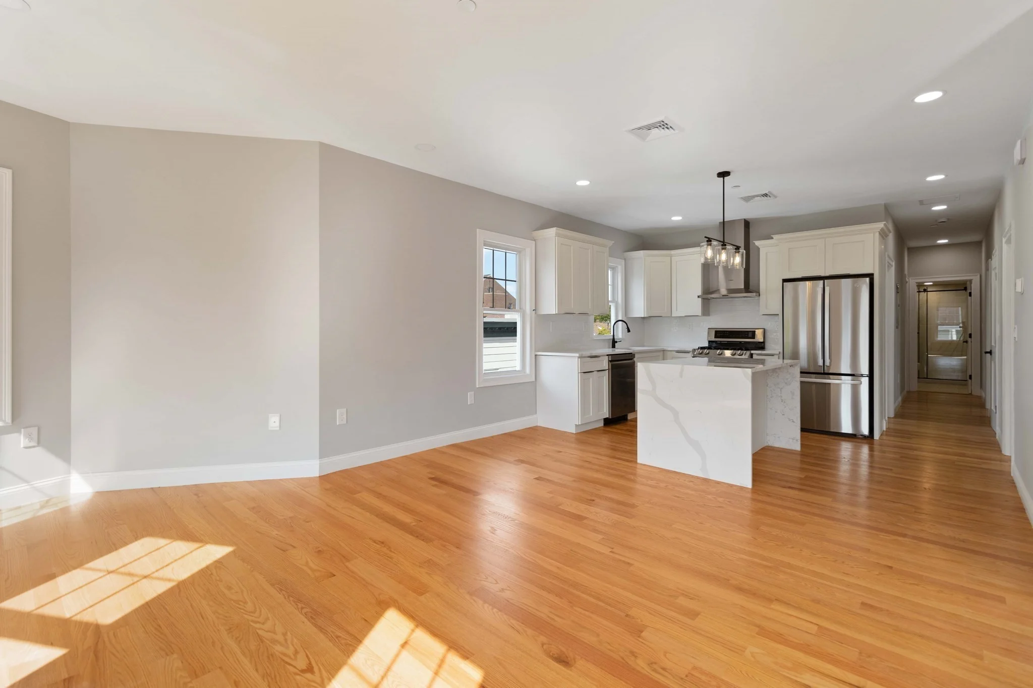 4 bed, 2 bath apartment for rent at 20 Alston St Unit 20, East Somerville — photo 7 of 36