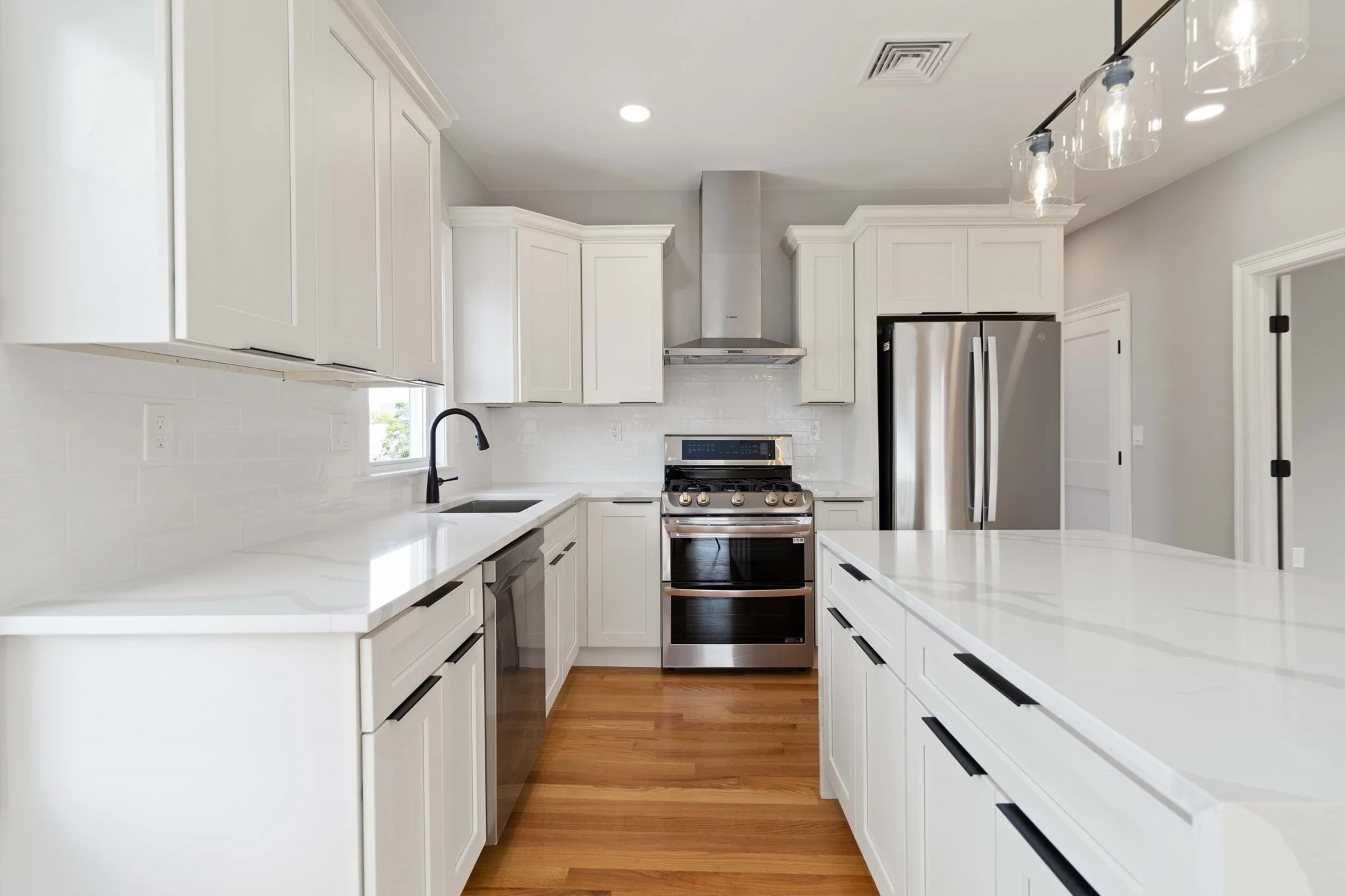 4 bed, 2 bath apartment for rent at 20 Alston St Unit 20, East Somerville — photo 10 of 36