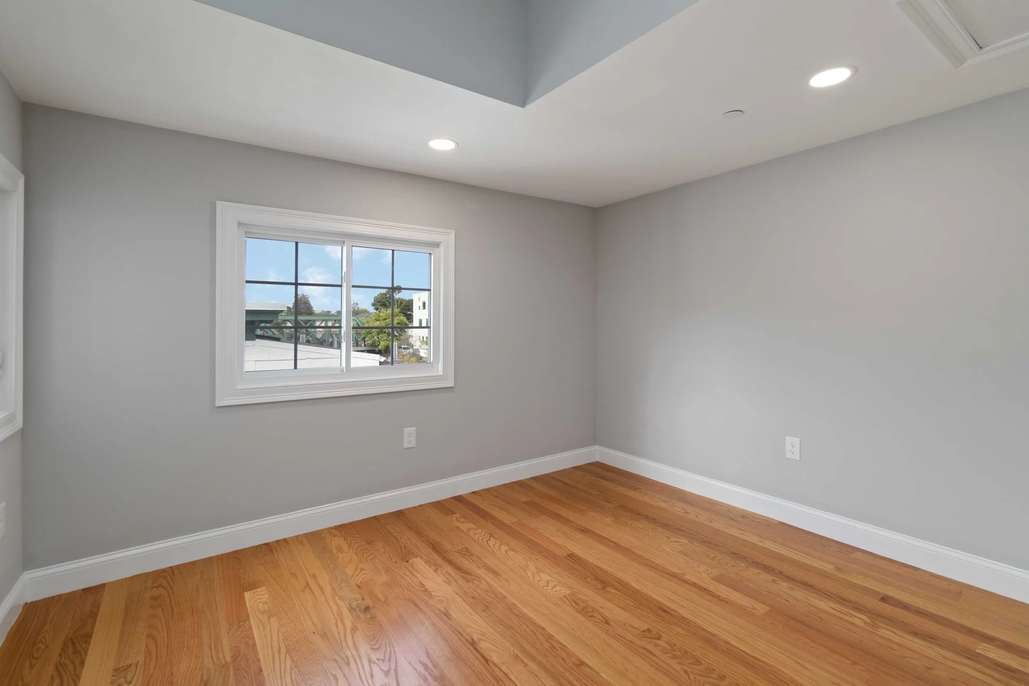 4 bed, 2 bath apartment for rent at 20 Alston St Unit 20, East Somerville — photo 32 of 36