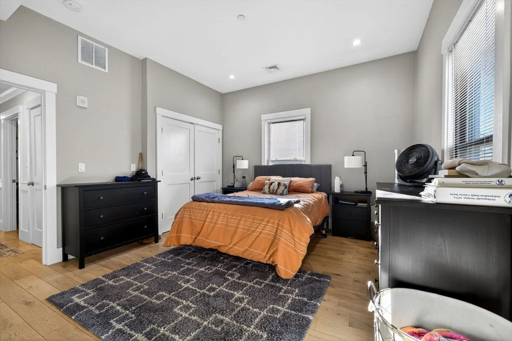 2 bed, 2 bath apartment for rent at 20 Arlington Unit 4, East Somerville — photo 7 of 20