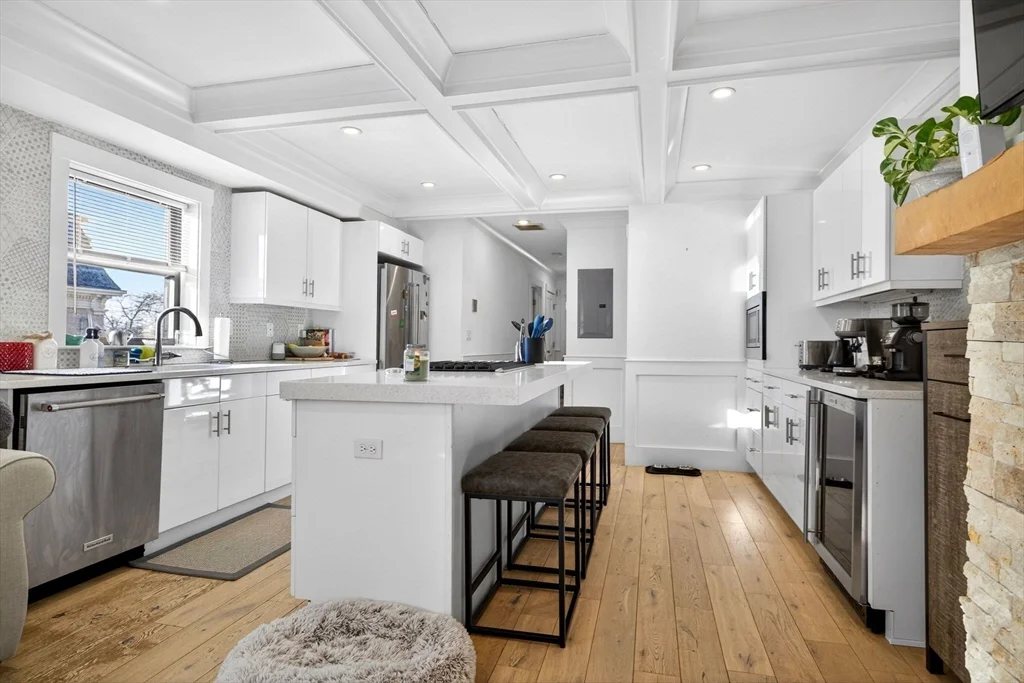 2 bed, 2 bath apartment for rent at 20 Arlington Unit 4, East Somerville — photo 4 of 20