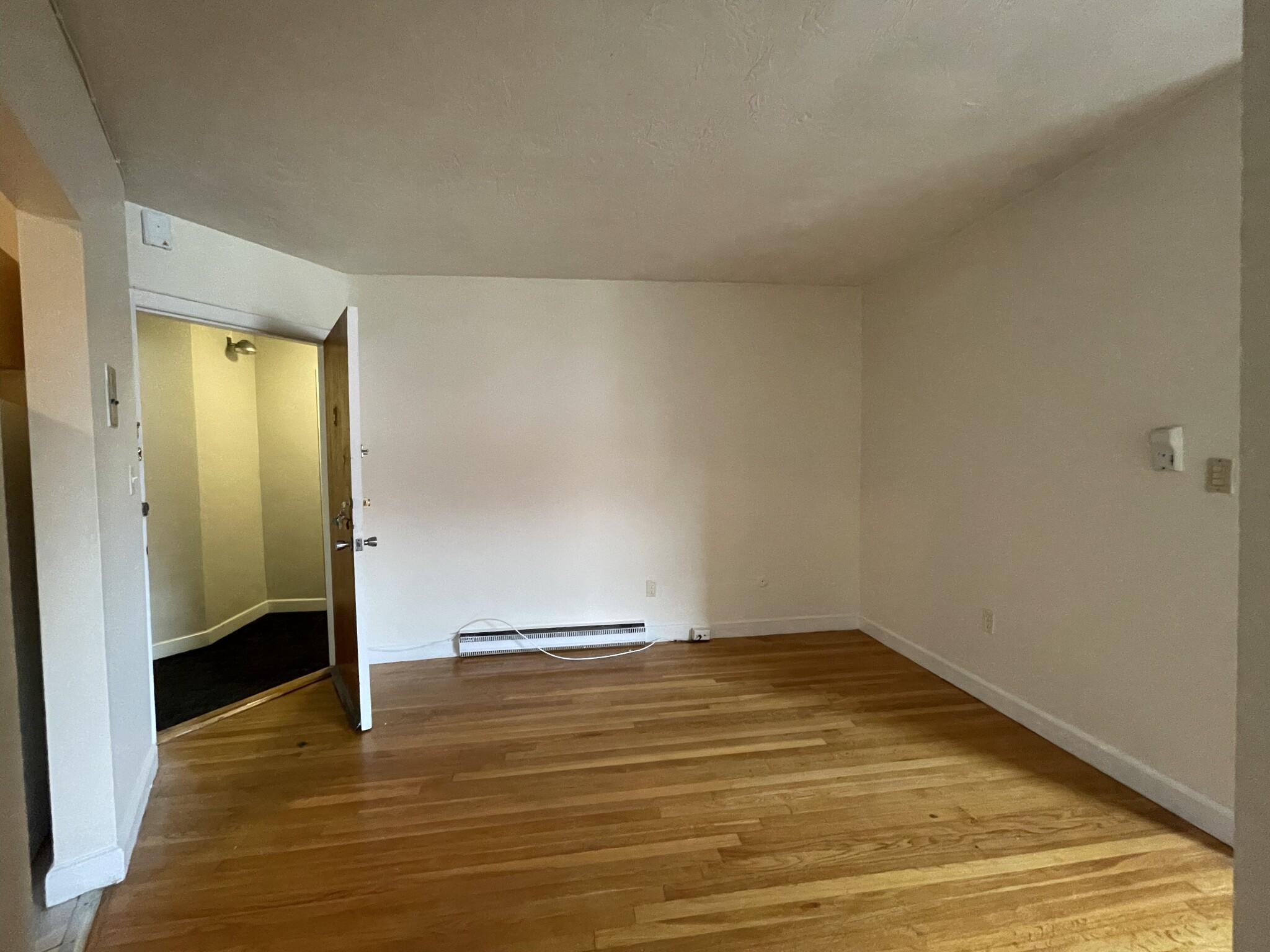 1 bed, 1 bath apartment for rent at 20 Armington St Unit 21, Allston — photo 3 of 11