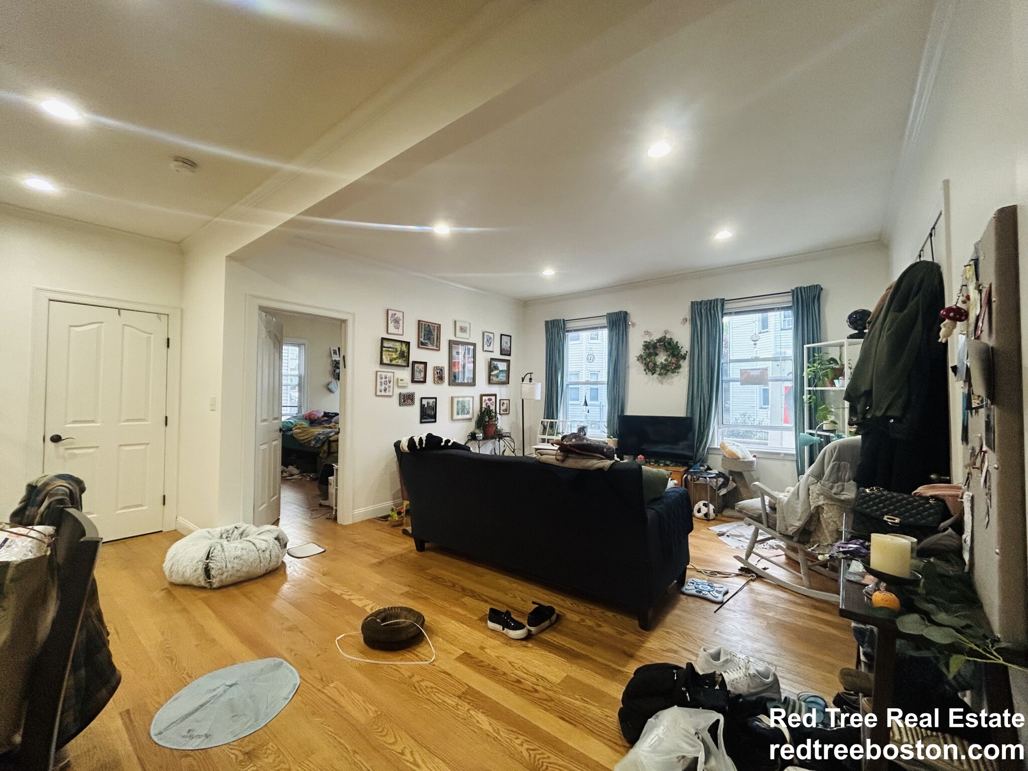 2 bed, 1 bath apartment for rent at 20 Armstrong St Unit 1, Jamaica Plain — photo 2 of 11