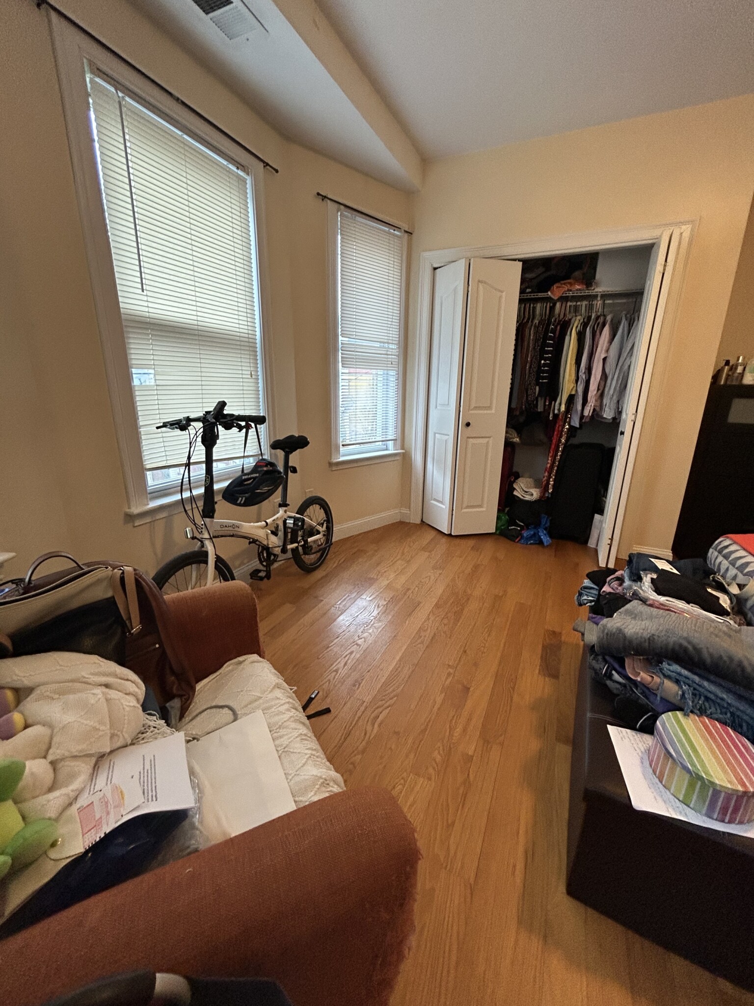 2 bed, 1 bath apartment for rent at 20 Armstrong St Unit 2, Jamaica Plain — photo 8 of 14