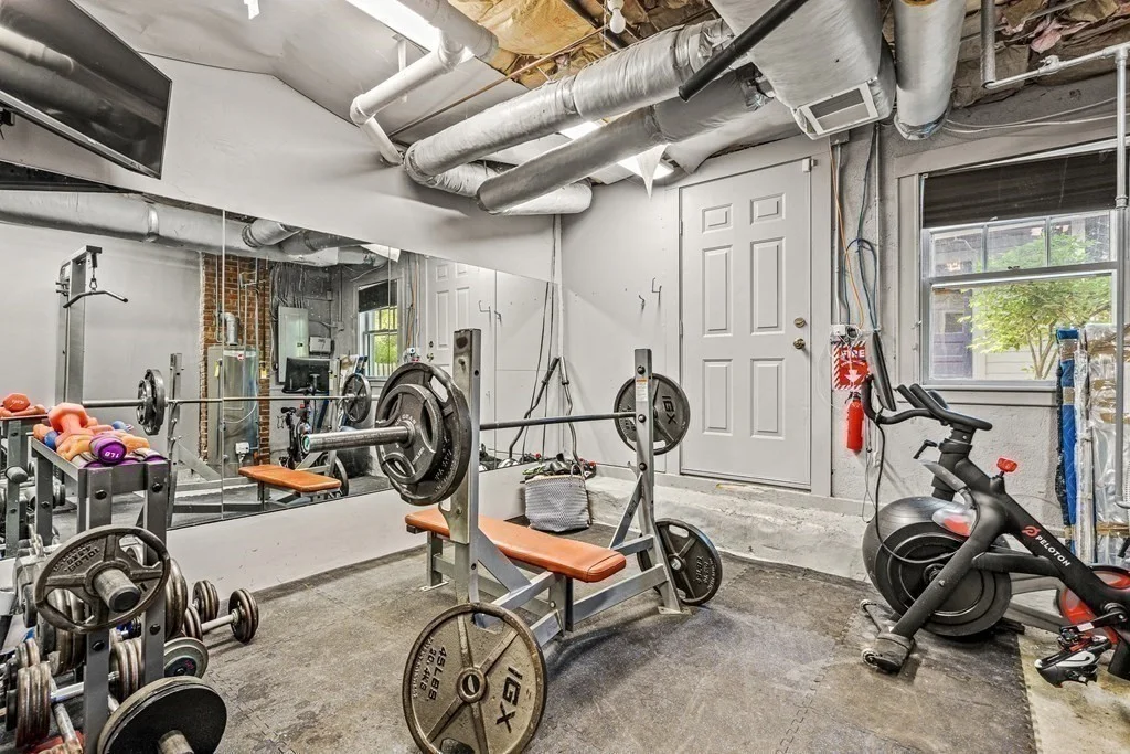 4 bed, 2 bath apartment for rent at 20 Bacon St Unit 20, Winchester — photo 34 of 42