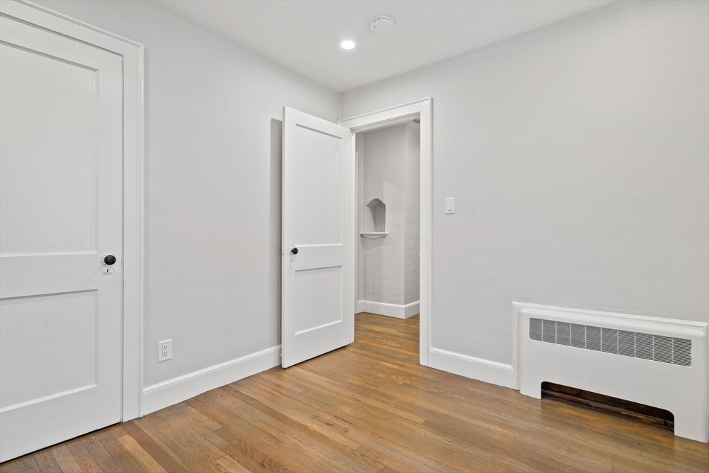 1 bed, 1 bath apartment for rent at 20 Bacon Unit 1, Waltham — photo 5 of 9