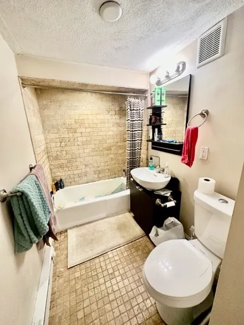 2 bed, 1 bath apartment for rent at 20 Bartlett Pl Unit 1, North End — photo 10 of 10