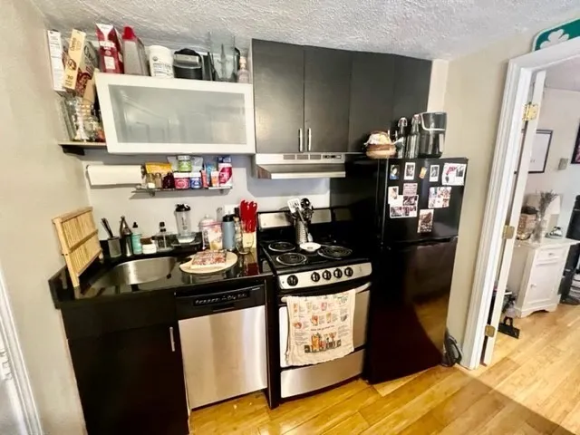 1 bed, 1 bath apartment for rent at 20 Bartlett Pl Unit 2, North End — photo 13 of 13
