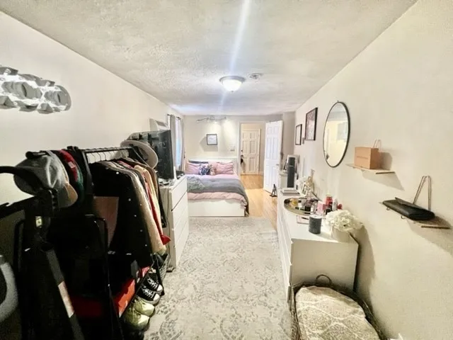 1 bed, 1 bath apartment for rent at 20 Bartlett Pl Unit 2, North End — photo 1 of 13