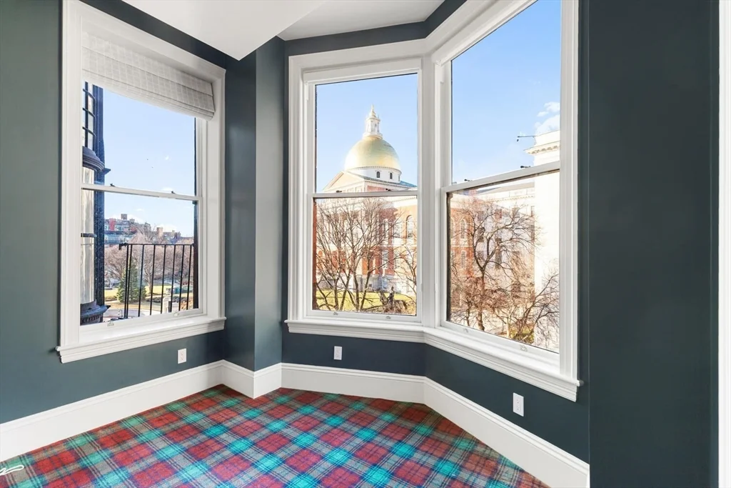 3 bed, 3 bath apartment for rent at 20 Beacon St Unit 4, Boston Downtown — photo 10 of 24