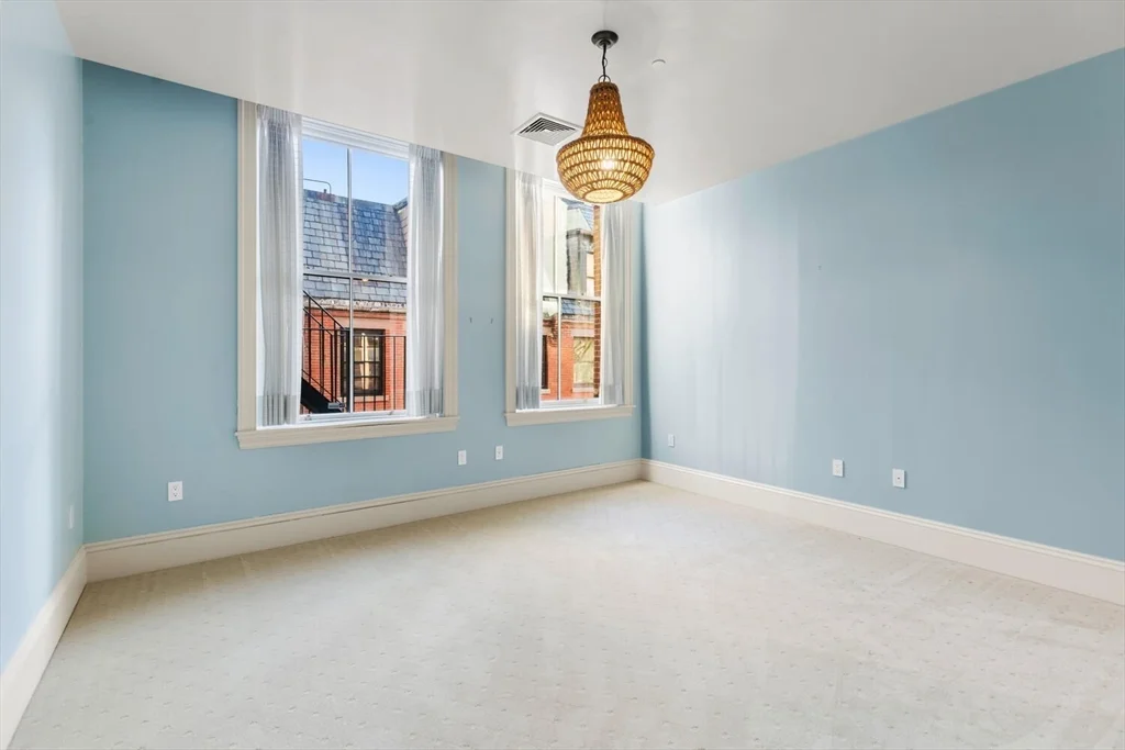 3 bed, 3 bath apartment for rent at 20 Beacon St Unit 4, Boston Downtown — photo 17 of 24