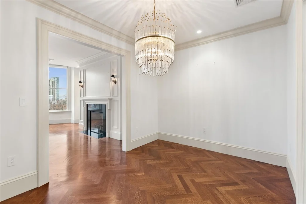 3 bed, 3 bath apartment for rent at 20 Beacon St Unit 4, Boston Downtown — photo 8 of 24
