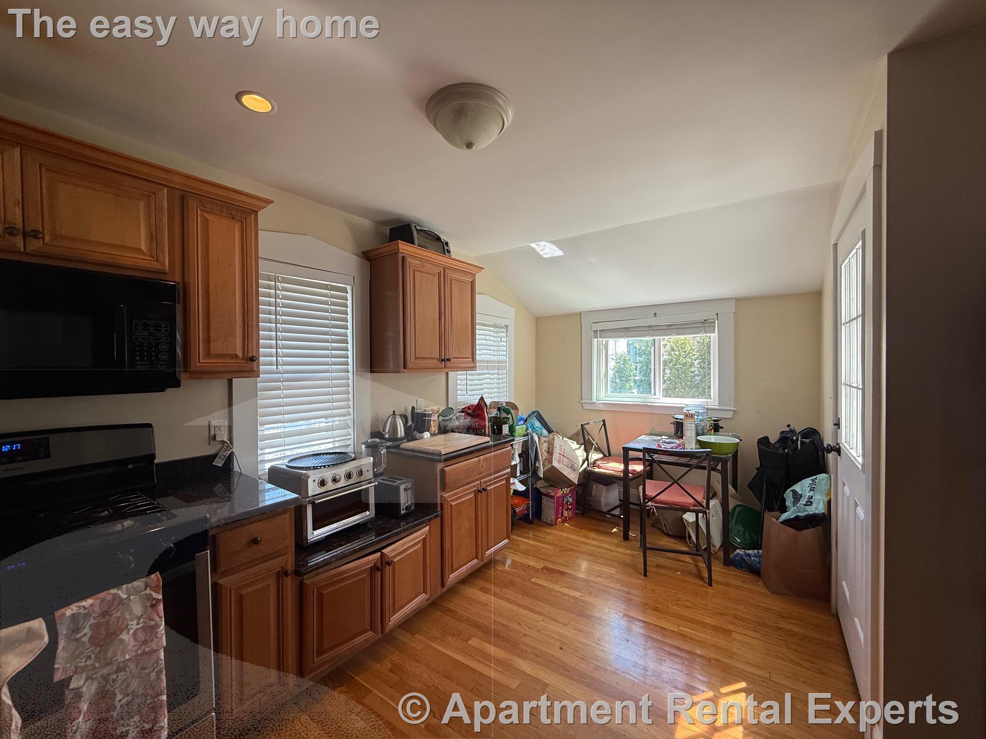3 bed, 2 bath apartment for rent at 20 Bellevue St, Tufts — photo 2 of 10
