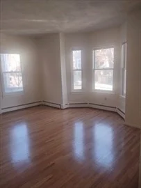 3 bed, 1 bath apartment for rent at 20 Belmont Unit 2, Spring Hill — photo 3 of 13