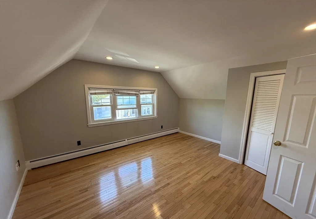 5 bed, 2 bath apartment for rent at 20 Benton Rd Unit 2, Tufts University — photo 15 of 24