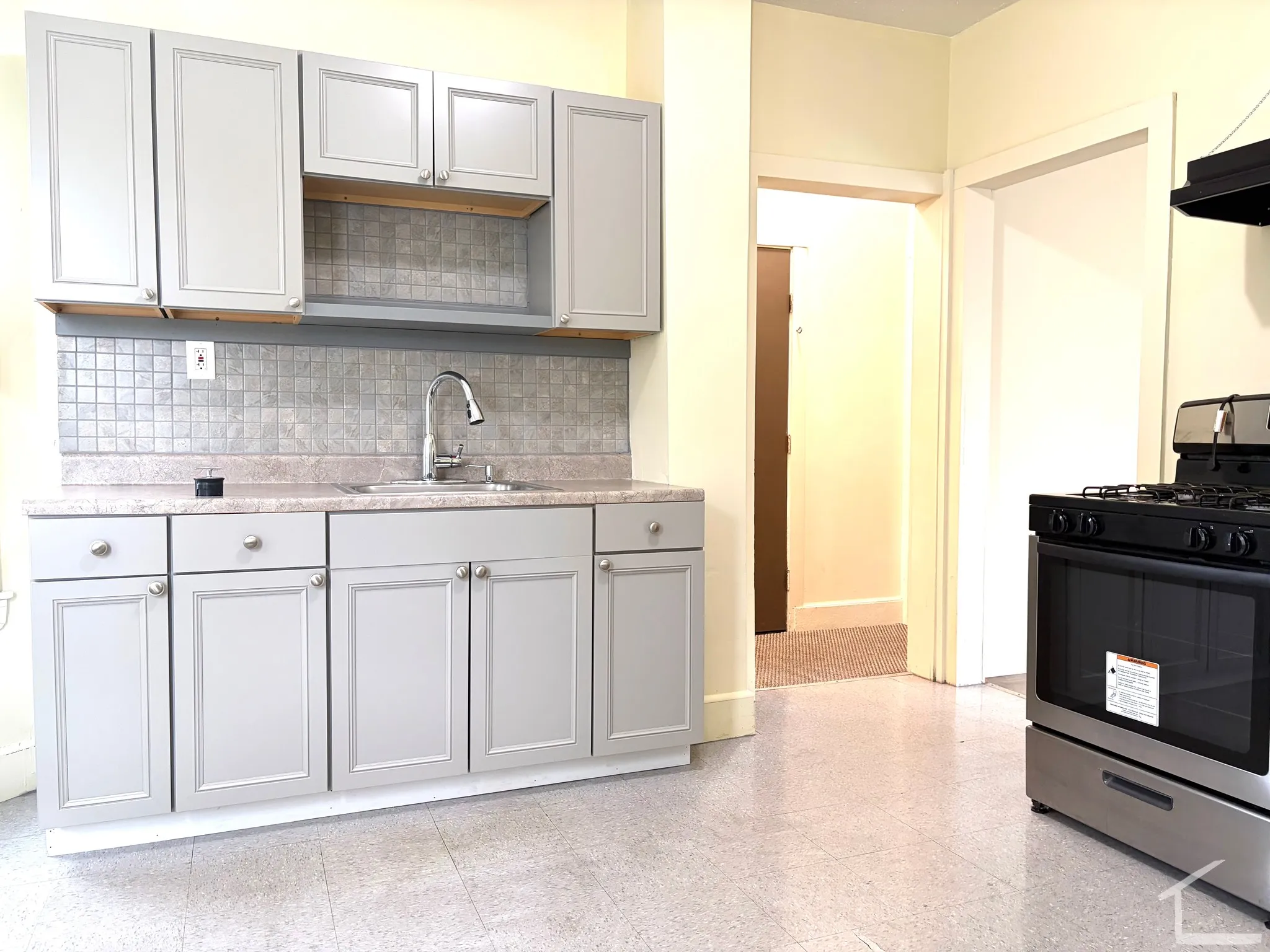 3.5 bed, 1 bath apartment for rent at 20 Blaine St Unit Apt, Allston — photo 1 of 7