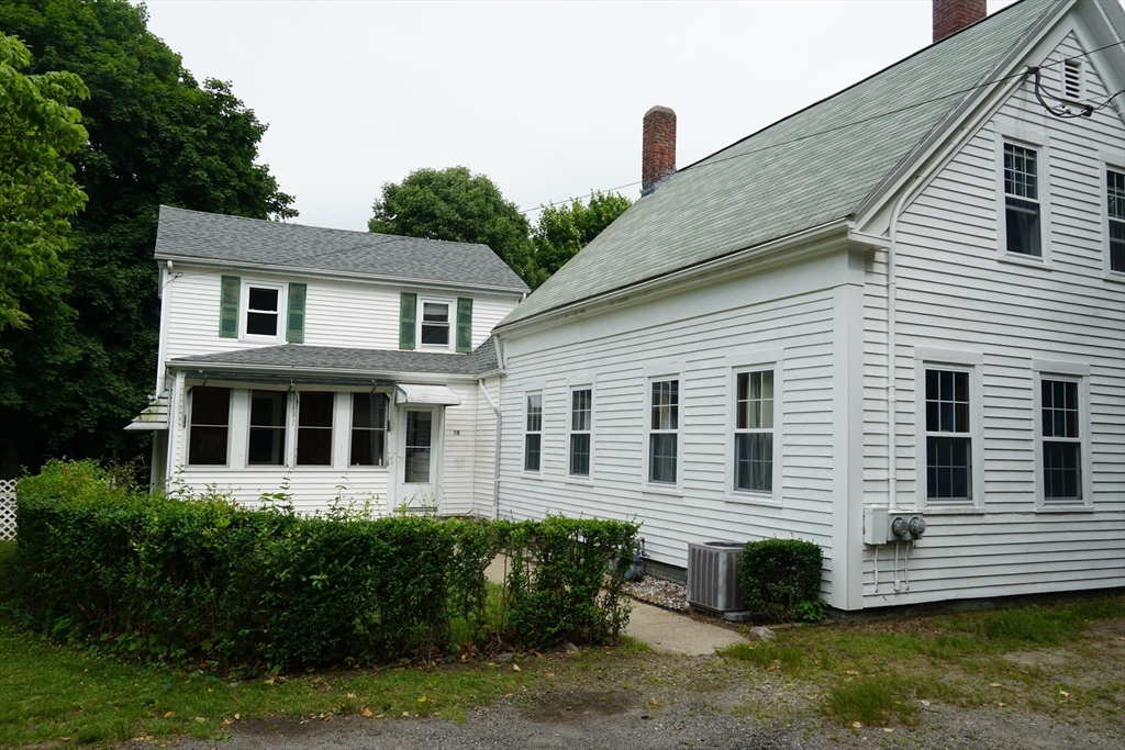 3 bed, 1 bath apartment for rent at 20 Bolton Pl Unit 1, Bridgewater — photo 1 of 24