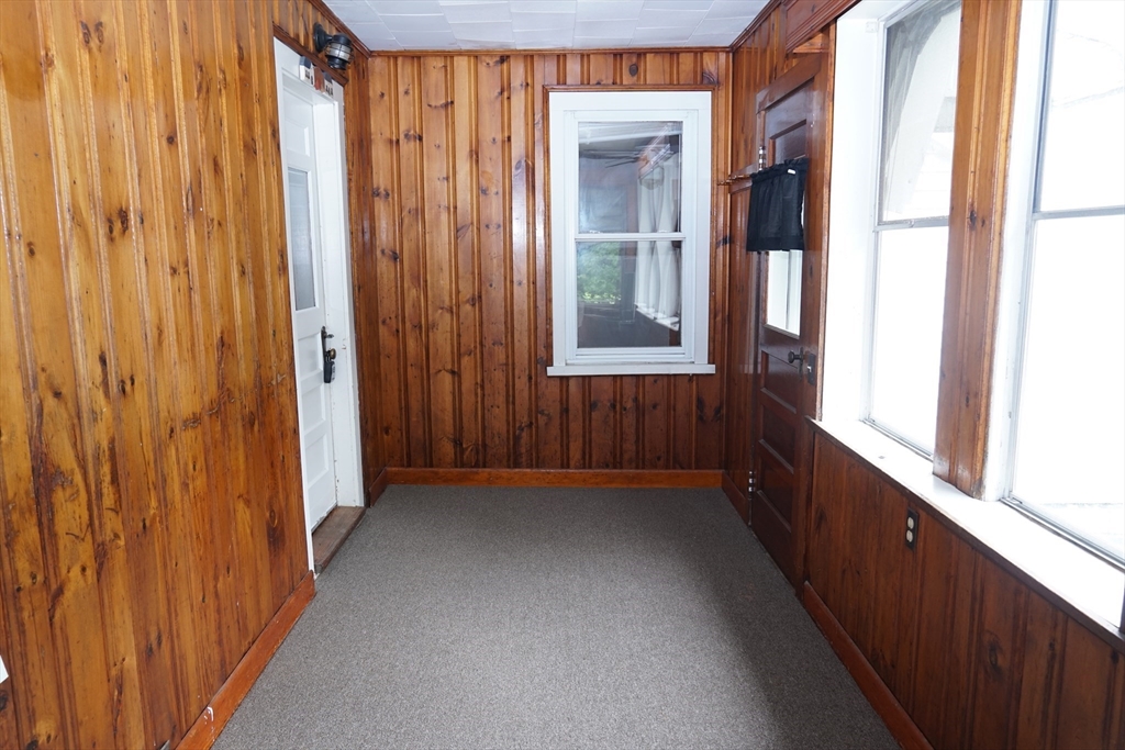 3 bed, 1 bath apartment for rent at 20 Bolton Pl Unit 1, Bridgewater — photo 5 of 24