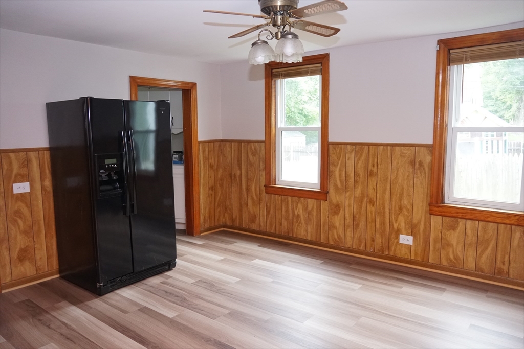 3 bed, 1 bath apartment for rent at 20 Bolton Pl Unit 1, Bridgewater — photo 9 of 24