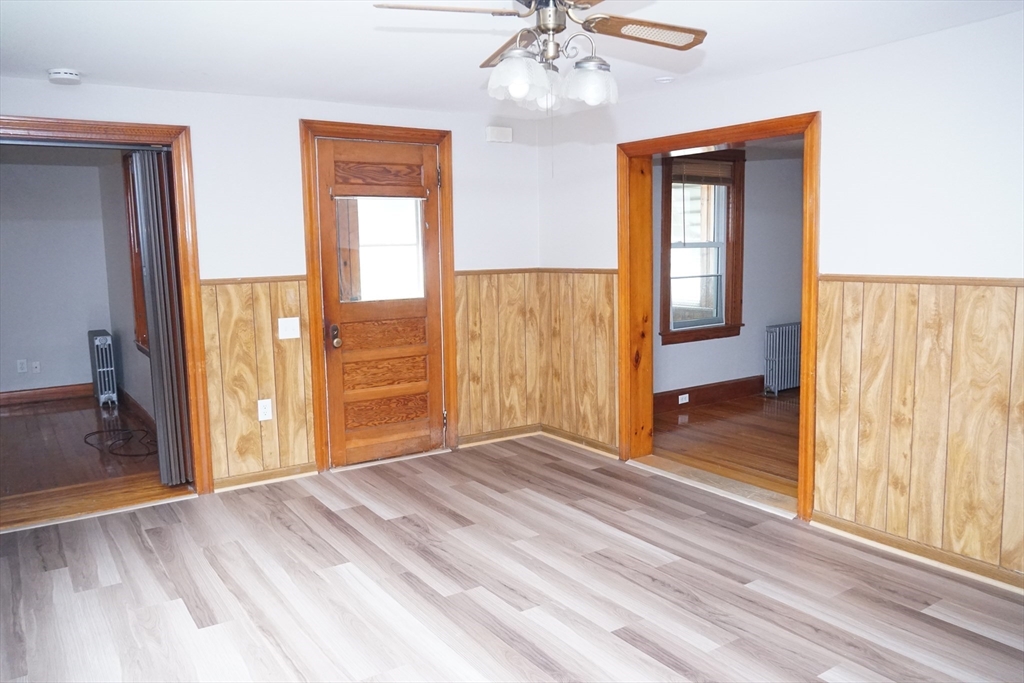 3 bed, 1 bath apartment for rent at 20 Bolton Pl Unit 1, Bridgewater — photo 8 of 24
