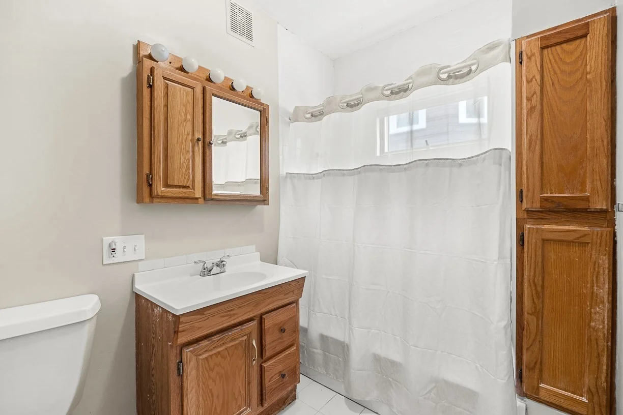 2 bed, 1 bath apartment for rent at 20 Bowen Ave Unit 1, Medford — photo 20 of 27