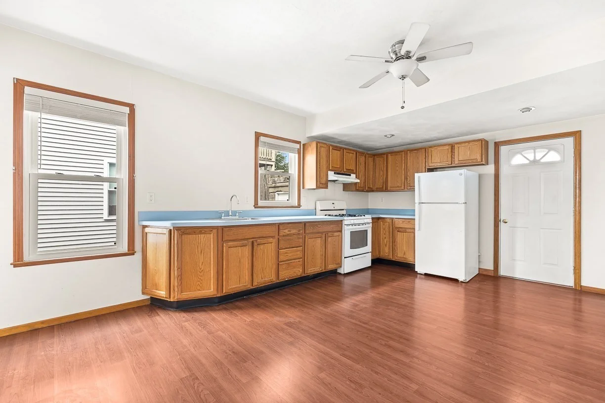 2 bed, 1 bath apartment for rent at 20 Bowen Ave Unit 1, Medford