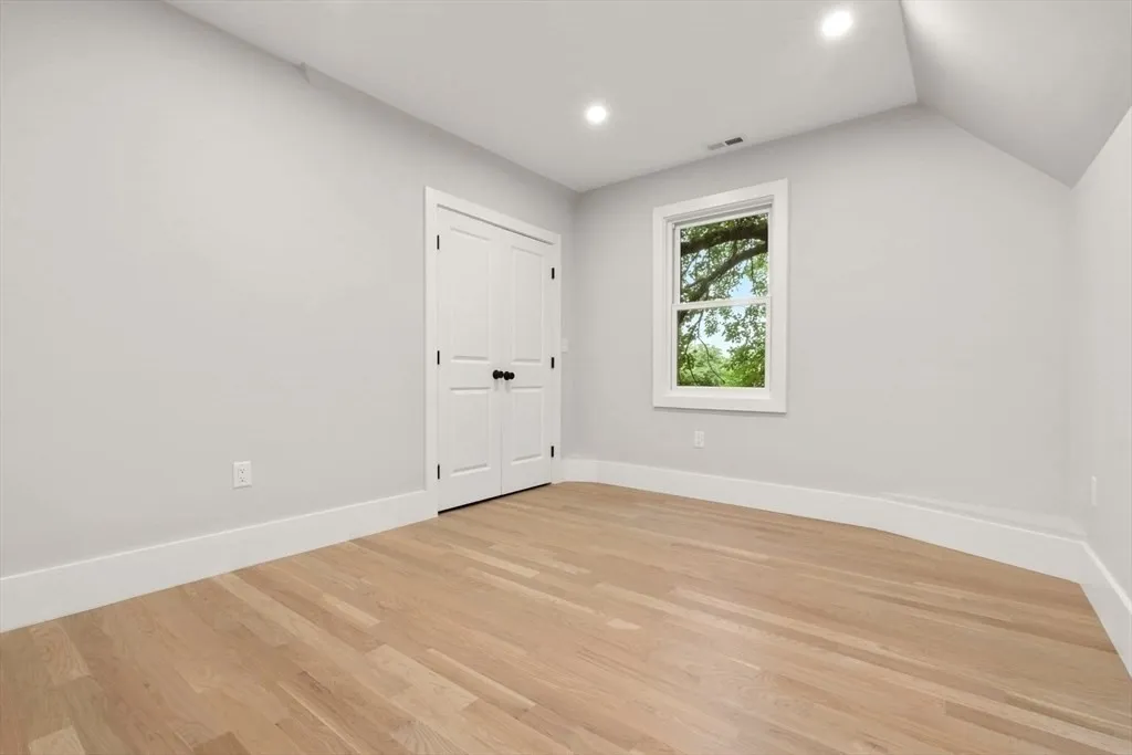 3 bed, 2 bath apartment for rent at 20 Boylston St Unit 3, Jamaica Plain — photo 9 of 12