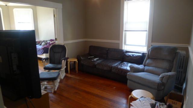 3 bed, 1 bath apartment for rent at 20 Boynton St Unit 2, Jamaica Plain